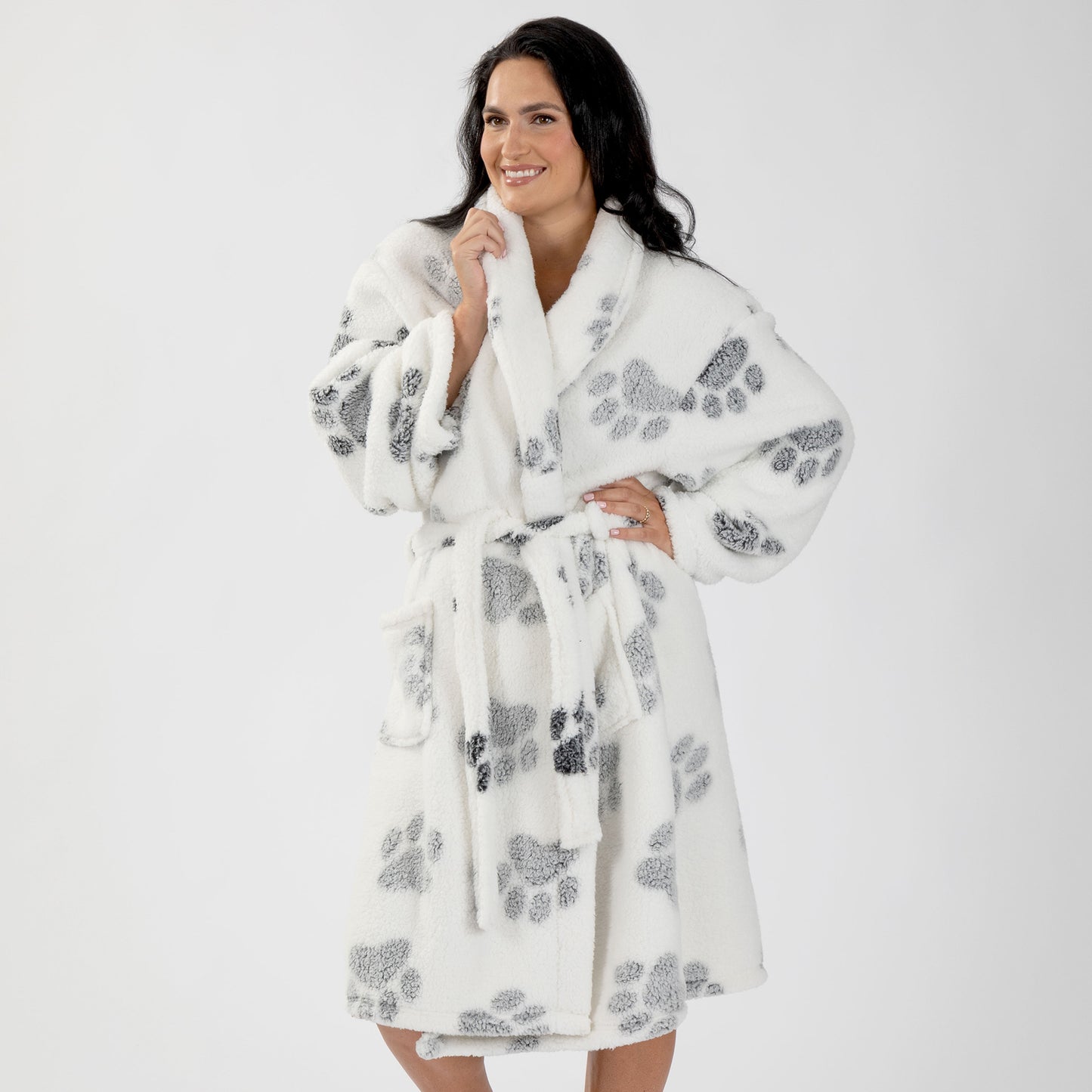 Super Cozy&trade; Prints of Paws Sherpa Robe