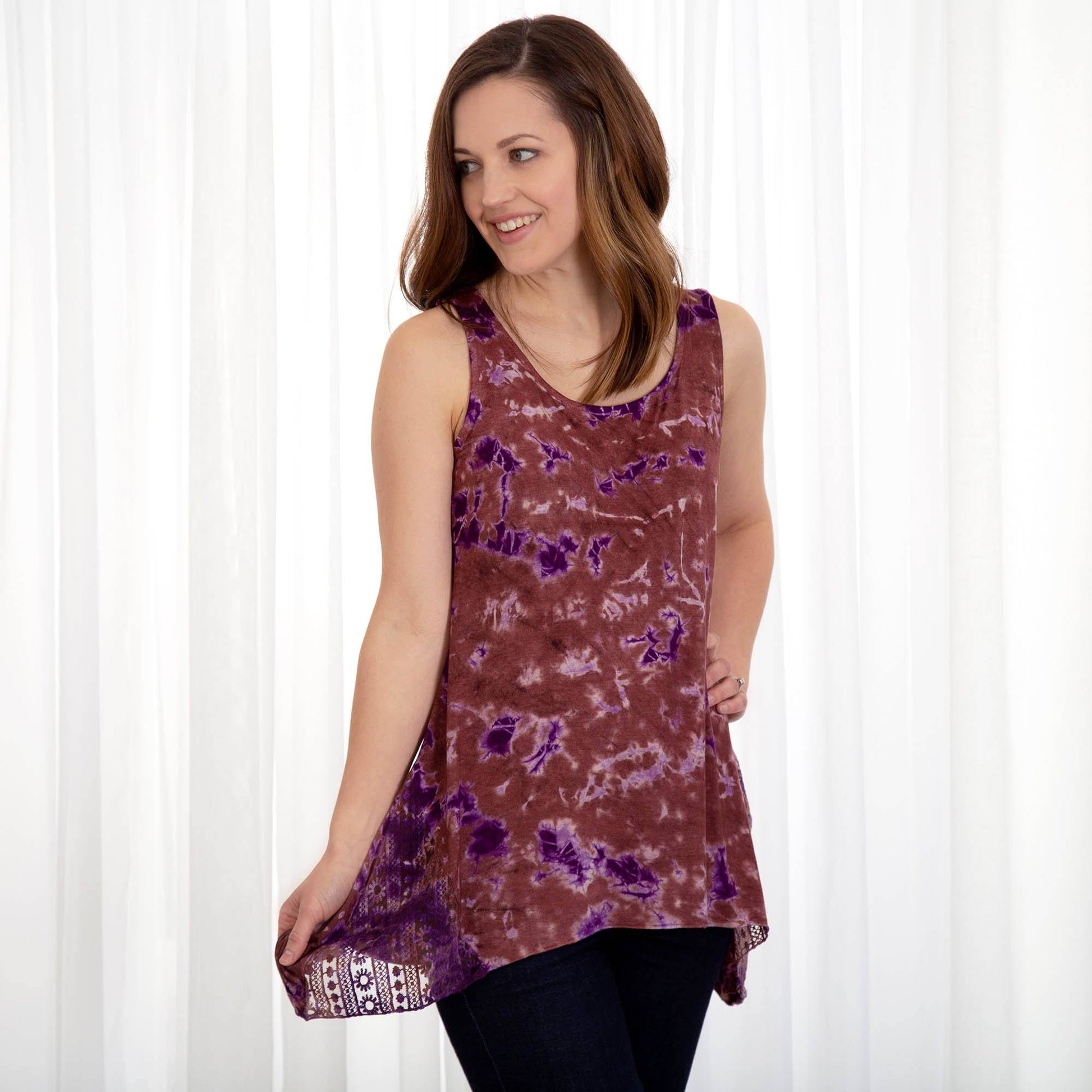 Tie-Dyed Lace-Hip Sleeveless Tunic