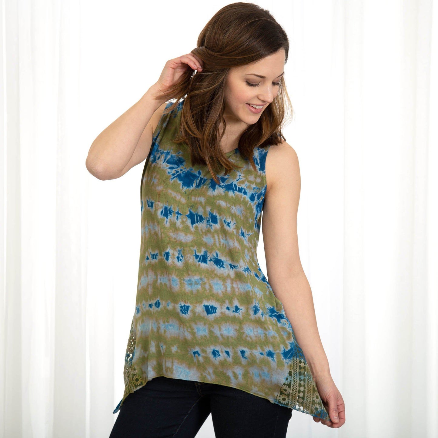 Tie-Dyed Lace-Hip Sleeveless Tunic
