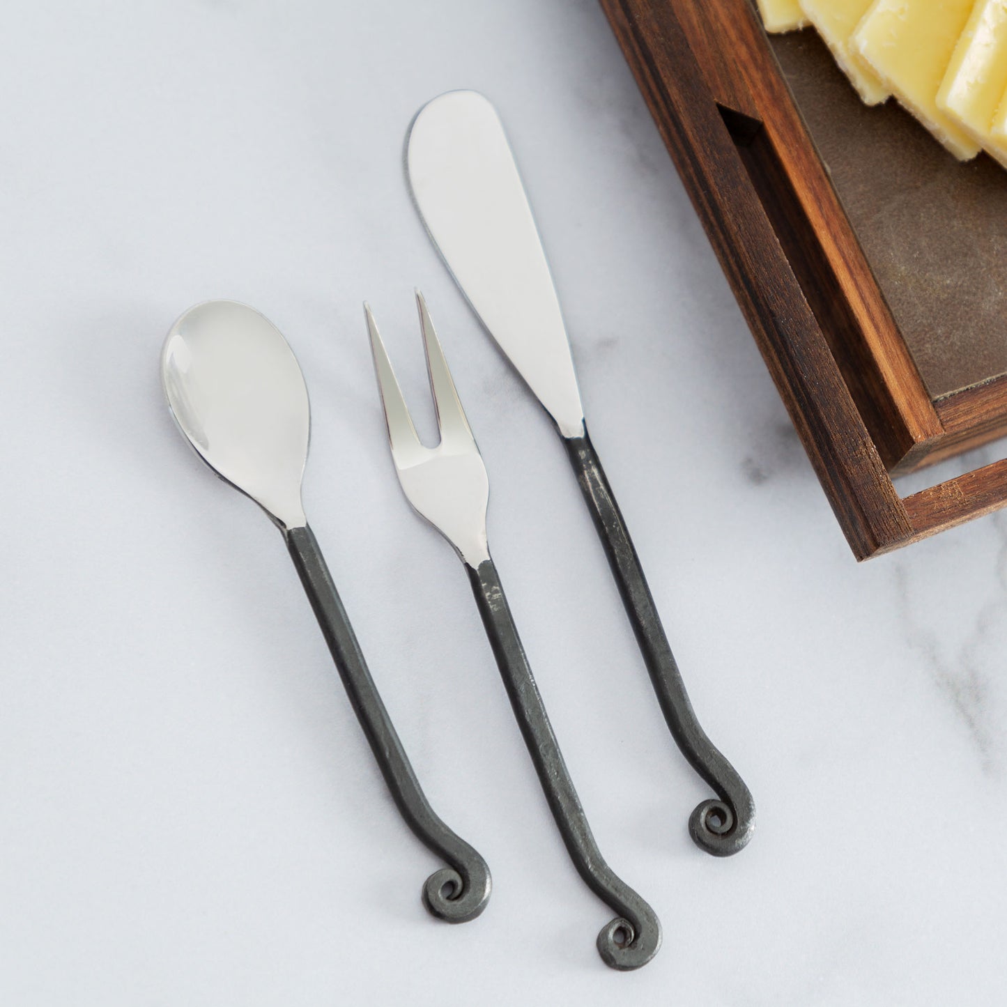 Hand-Forged Stainless Steel Cutlery Set