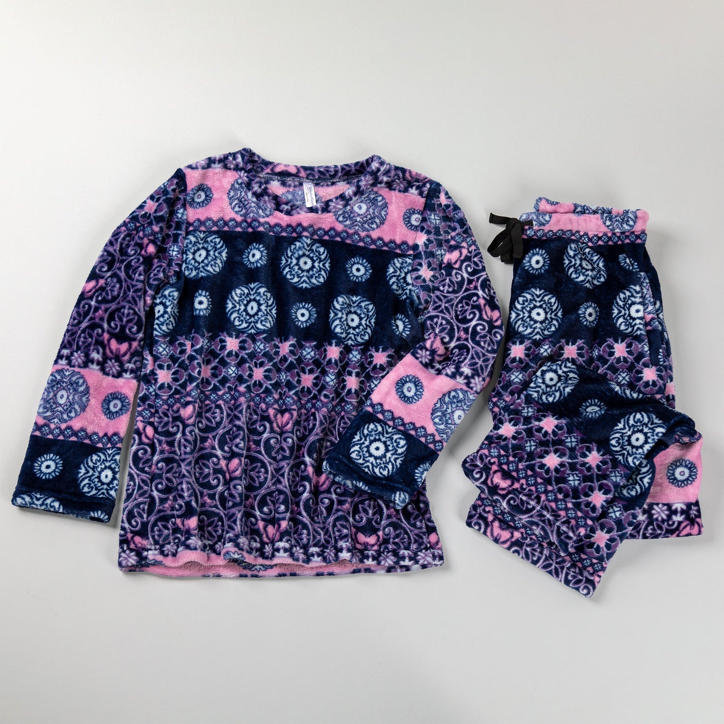 Super Cozy&trade; Mandala Butterflies Pajama Set