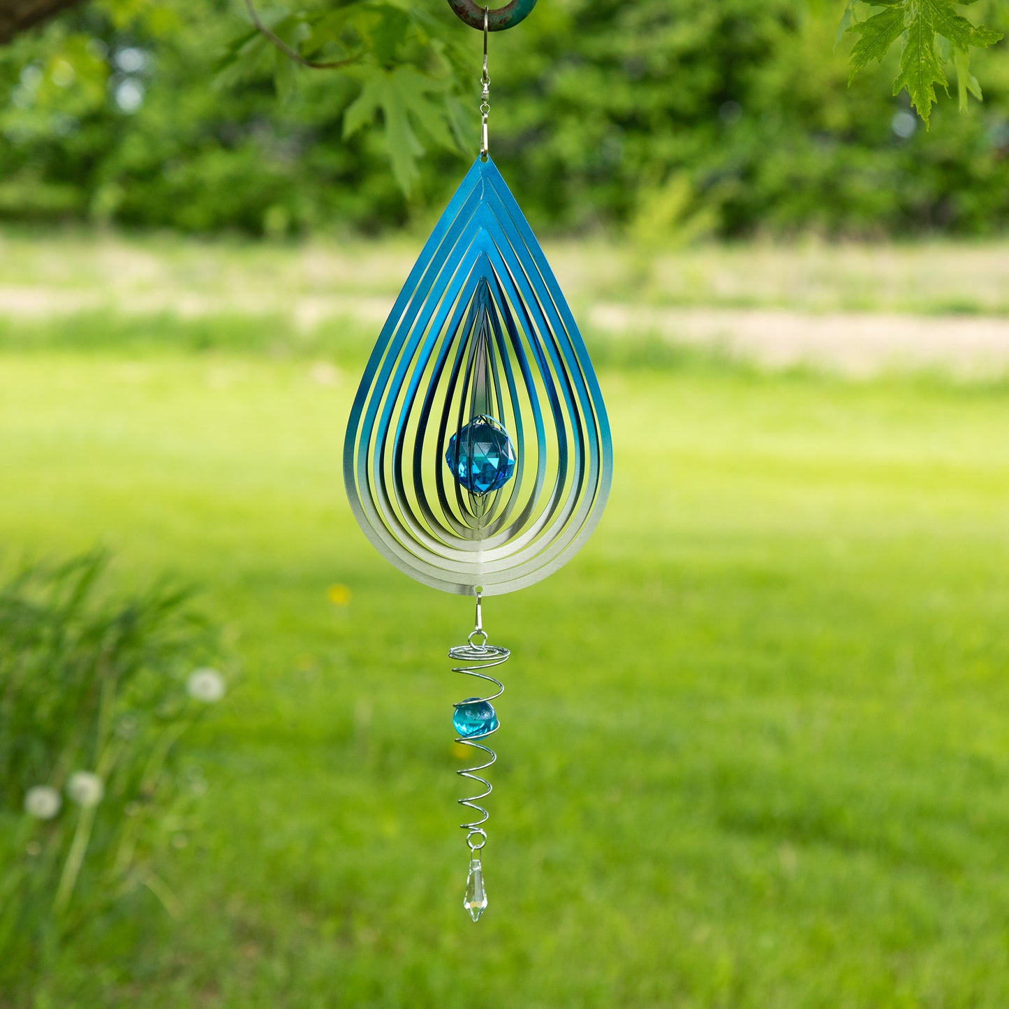 Color-Changing Jewel Illusion Spinner Wind Chime