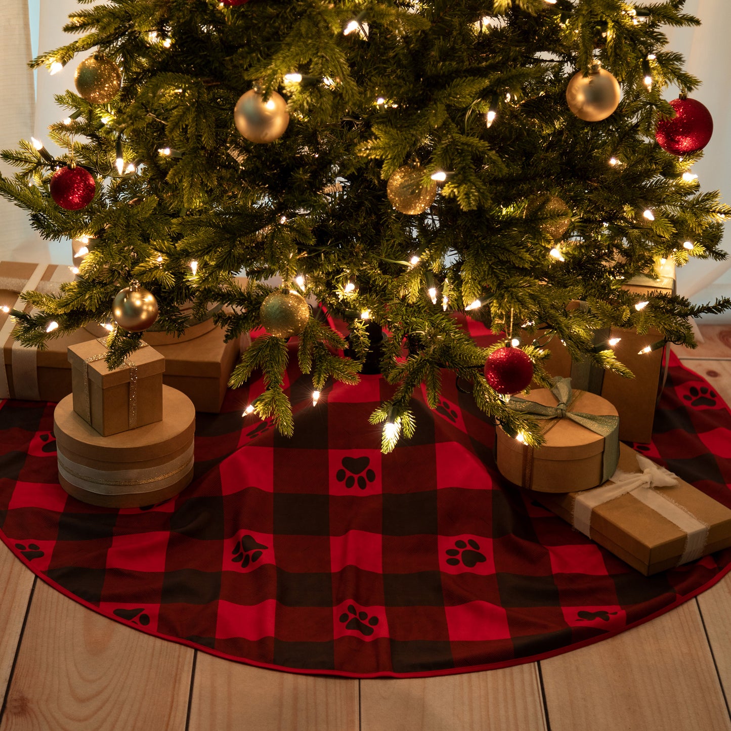 Pets & Paws Christmas Tree Skirt