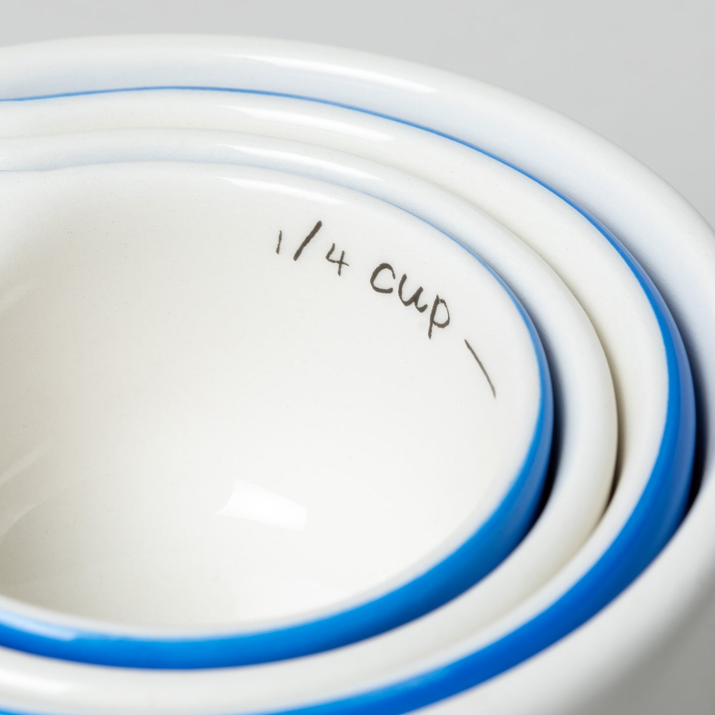 Paw Prints Ceramic Measuring Cup Set