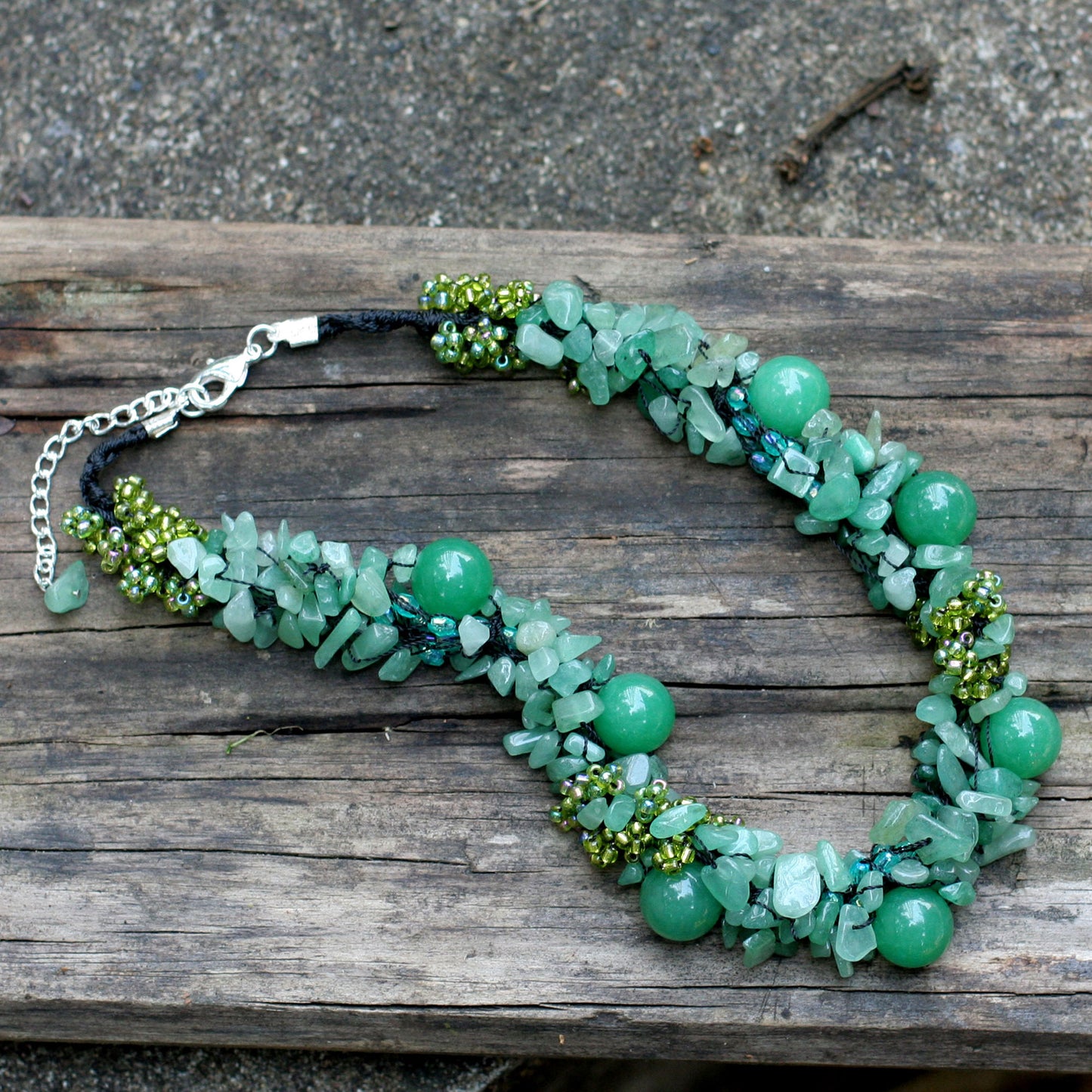 Gushing Green Quartzite & Silver Beaded Necklace
