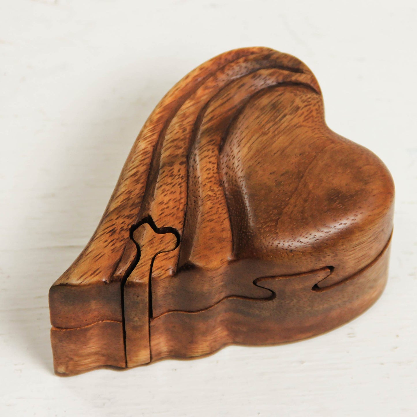 Flying Heart Heart-shaped Wood Puzzle Box