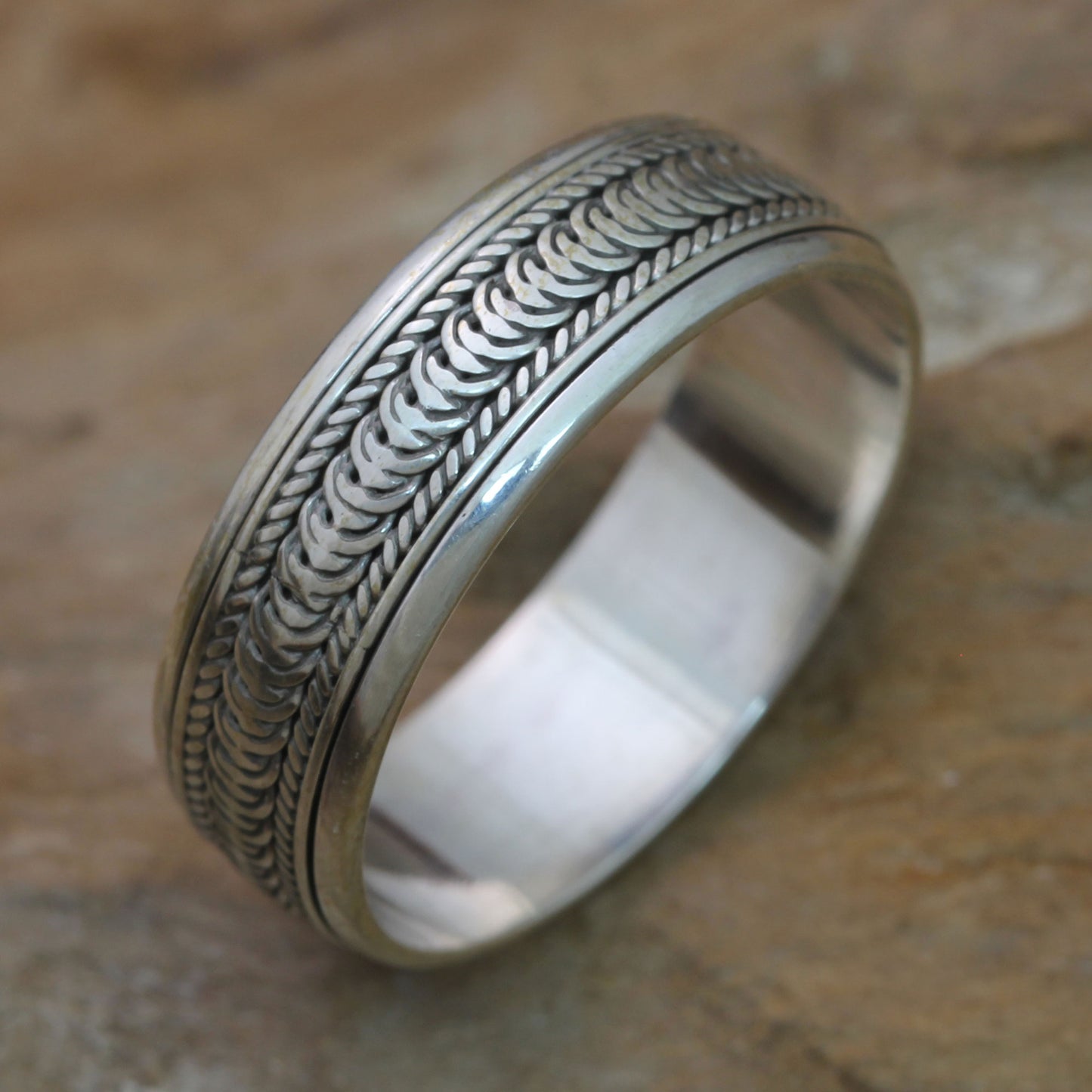 Infinity Path Spinner Band Ring