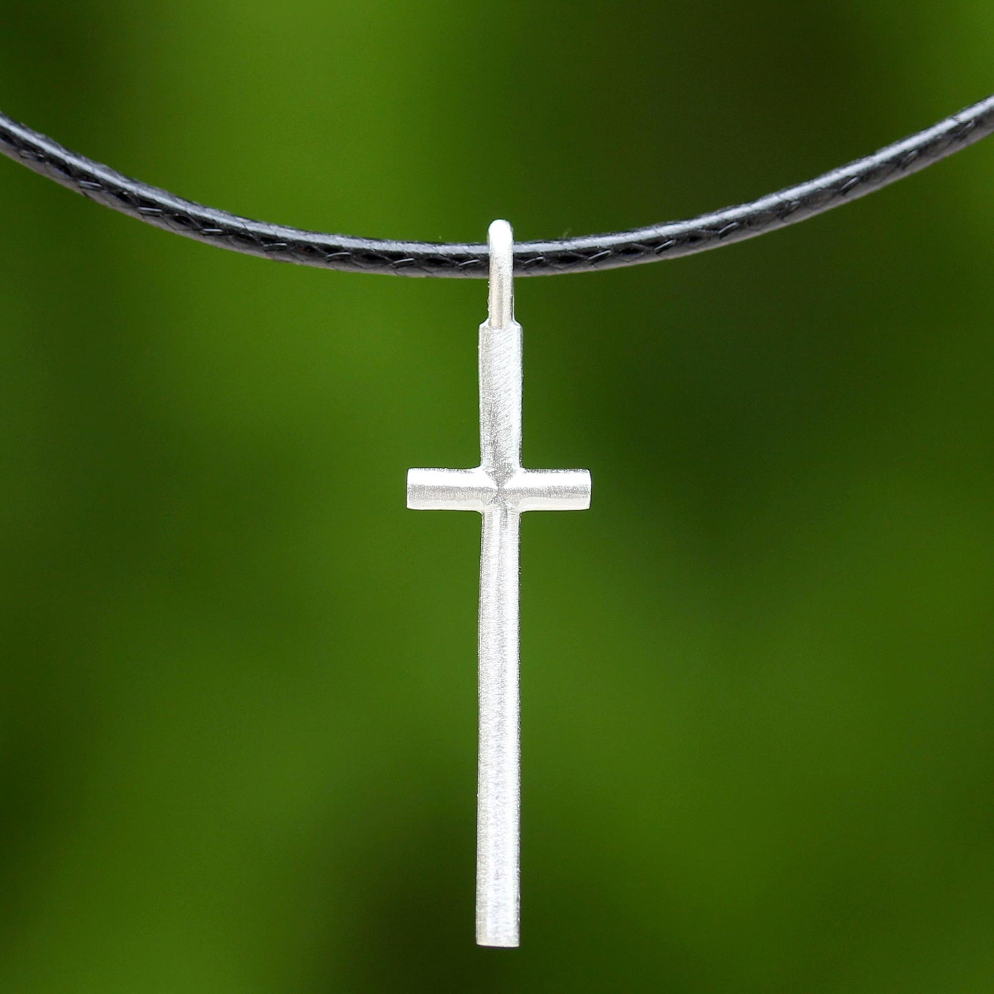 Exquisite Cross Silver Pendant Necklace
