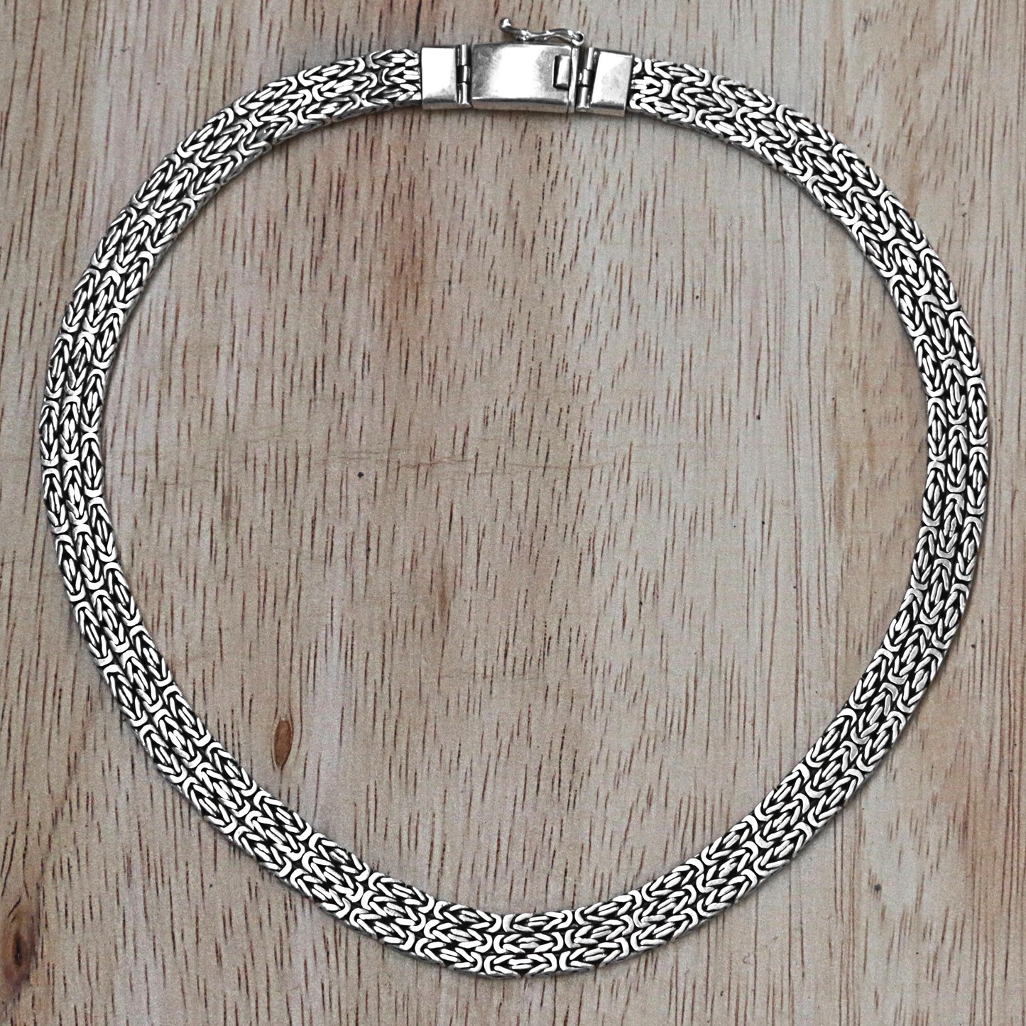 Borobudur Links Silver Chain Necklace