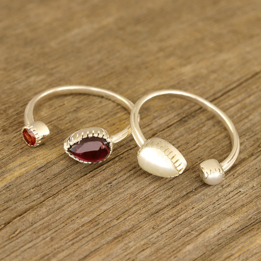Stylish Flavor Garnet and Cultured Pearl Wrap Rings from India (Pair)